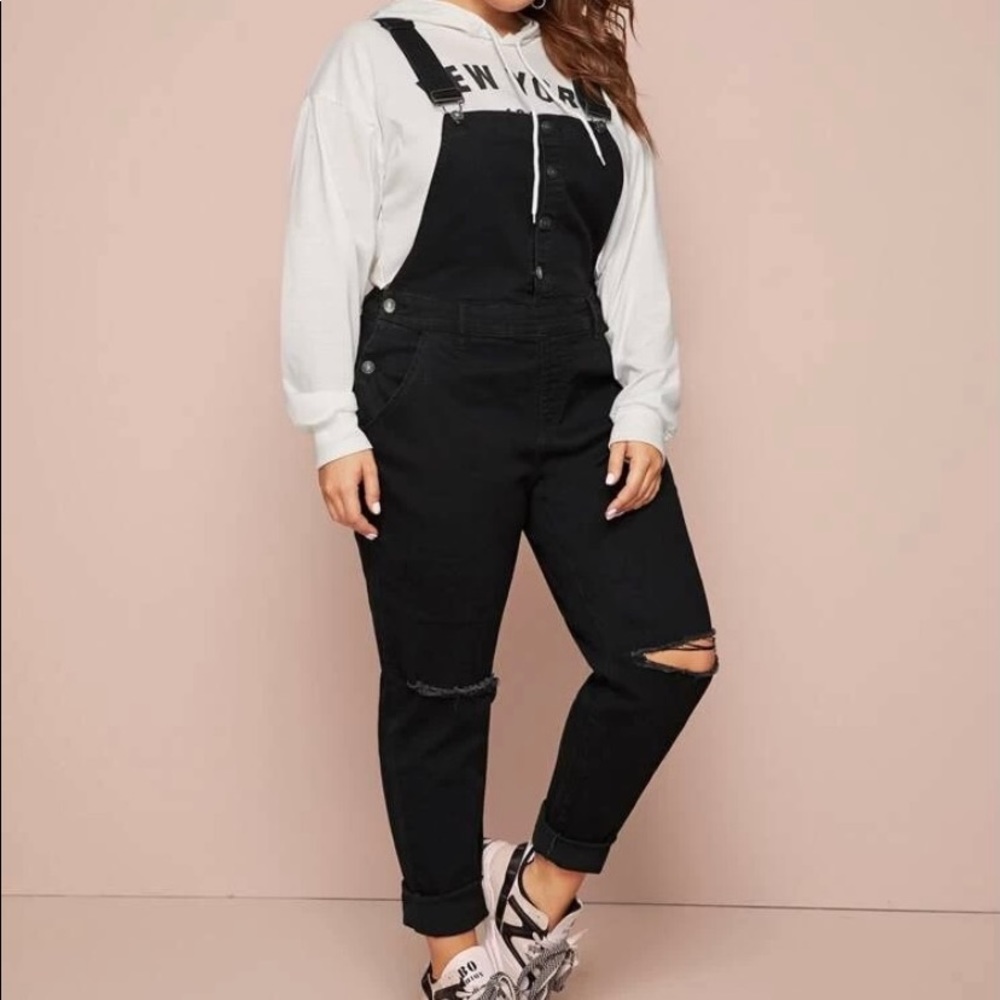 Woman’s Shein Overalls Never worn